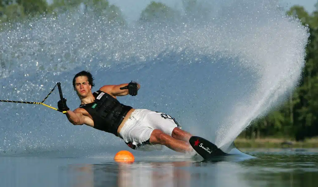 SansRival Pro Rider Claudi Köstenberger water skiing