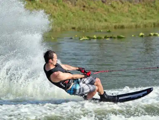 SansRival - water skiing - vest - handle - waterski - watersport - action